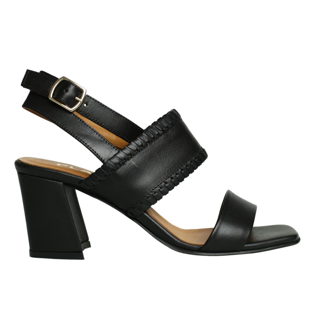 Женские туфли на высоком каблуке из натуральной кожи 35
Женские туфли на высоком каблуке из натуральной кожи 35