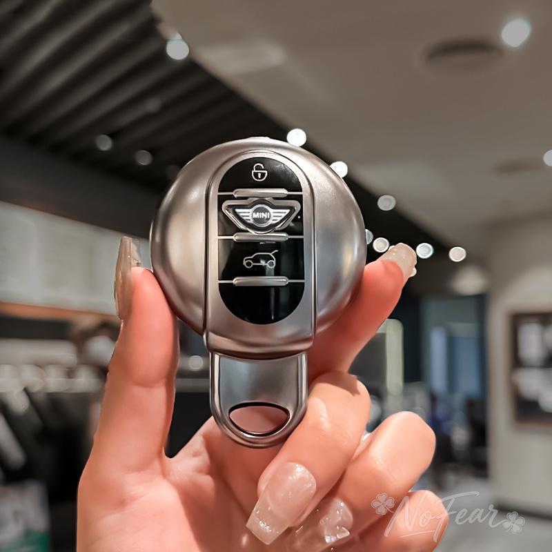 TPU Car Smart Remote Key Case Cover For BMW Mini COOPERS COUNTRYMAN ONE JCW CLUBMAN F56 F55 F54 F57 F60 Roadster Car stickers
TPU Car Smart Remote Key Case Cover For BMW Mini COOPERS COUNTRYMAN ONE JCW CLUBMAN F56 F55 F54 F57 F60 Roadster Car stickers
