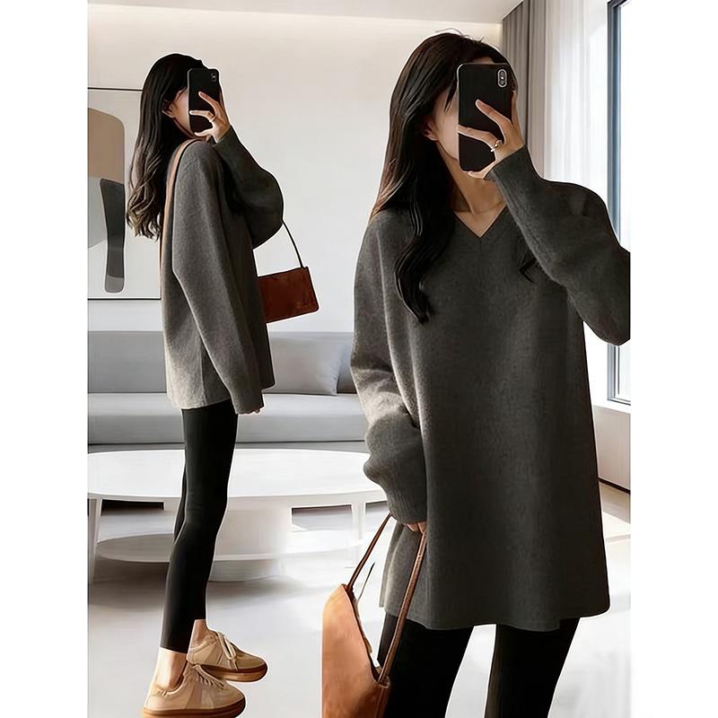 Heather Gray V-Neck Brushed Long Sleeve Women s T-Shirt - Mid-Length, Autumn & Winter, Versatile, Flattering, Relaxed Fit. Medium хізер сірий колір
Heather Gray V-Neck Brushed Long Sleeve Women s T-Shirt - Mid-Length, Autumn & Winter, Versatile, Flattering, Relaxed Fit. Medium хізер сірий колір