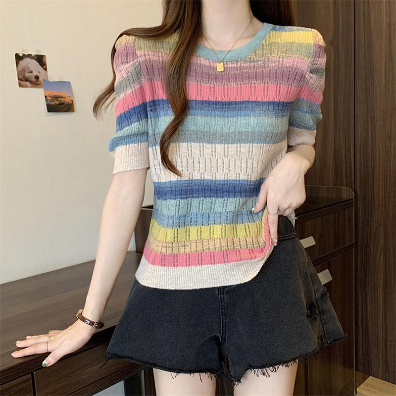 Women s Rainbow Stripe Color Block Knit T-Shirt, Round Neck, Short-Sleeve, Summer 2025 Collection One Size 80-135 Jin
Women s Rainbow Stripe Color Block Knit T-Shirt, Round Neck, Short-Sleeve, Summer 2025 Collection One Size 80-135 Jin