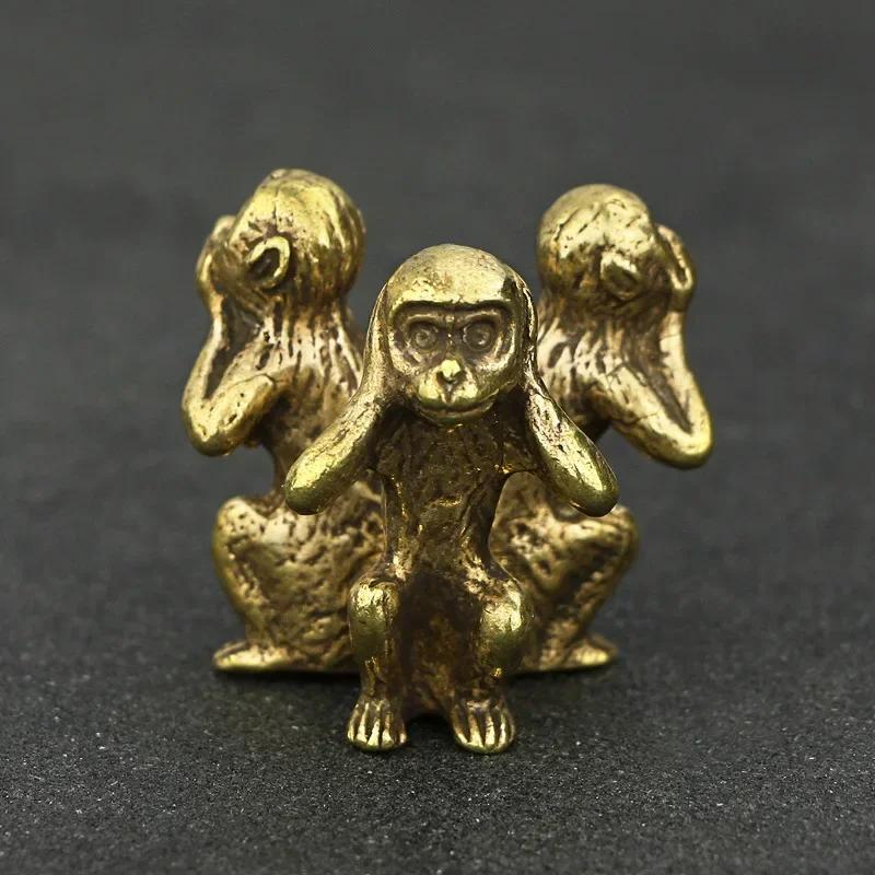 Home Decoration Crafts Retro Pure Copper Three Monkey Tea Pet Ornaments Accessories Monkey Statue Miniature Desk Decoration
Home Decoration Crafts Retro Pure Copper Three Monkey Tea Pet Ornaments Accessories Monkey Statue Miniature Desk Decoration