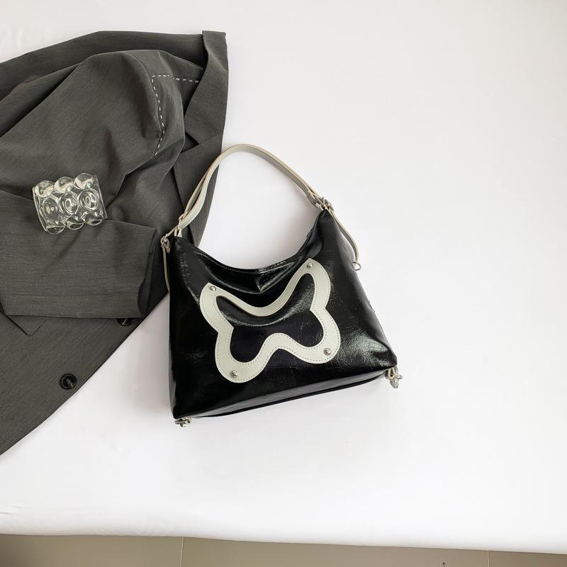 Простой и стильный рюкзак большой вместимости для женщин 2024 года, летняя новая тенденция, студенческая сумка-тоут, сумка через плечо и подмышку чёрный
Простой и стильный рюкзак большой вместимости для женщин 2024 года, летняя новая тенденция, студенческая сумка-тоут, сумка через плечо и подмышку чёрный