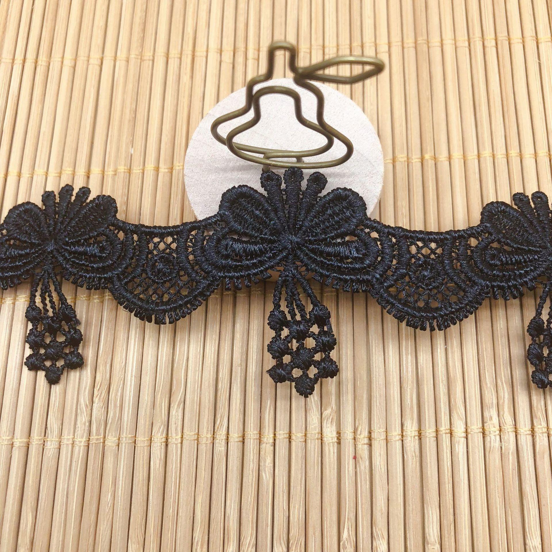 Butterfly Pattern Water Soluble Embroidery Lace Ribbon Diy Belt Necklace Hat Wallet Decorative Skirt Hem Tassel Trim Accessories 1 yard чорний
Butterfly Pattern Water Soluble Embroidery Lace Ribbon Diy Belt Necklace Hat Wallet Decorative Skirt Hem Tassel Trim Accessories 1 yard чорний