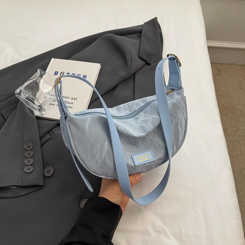 Fashion-forward Street Style Medium Size Womens Shoulder Bag In Versatile Colors For Daily Use синій
Fashion-forward Street Style Medium Size Womens Shoulder Bag In Versatile Colors For Daily Use синій