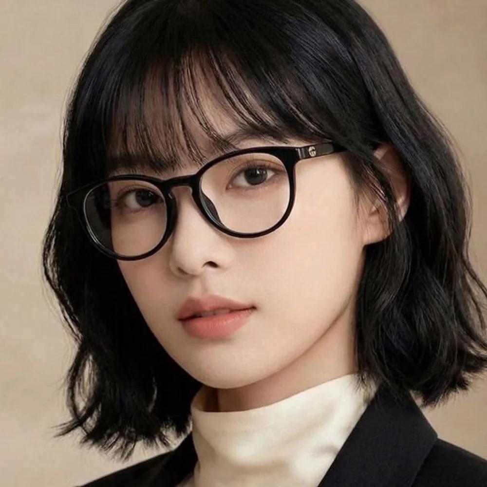 Gucci Eyeglass Frames GG2005OA 001 Round Horn-rimmed Glasses for Women and Men
Gucci Eyeglass Frames GG2005OA 001 Round Horn-rimmed Glasses for Women and Men