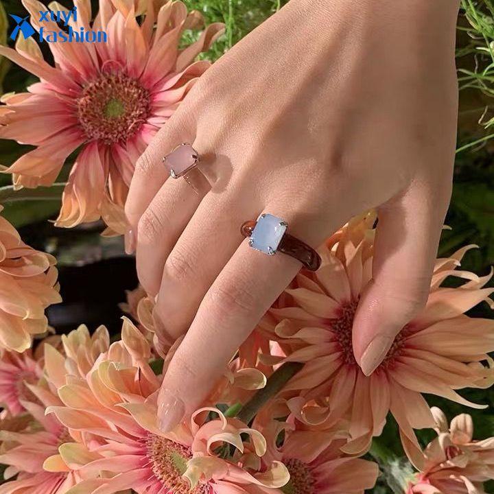 Мода Ретро Смола Кристалл FingerRing Элегантные Красочные Обручальные кольца Женщины Ювелирные аксессуары Подарки
Мода Ретро Смола Кристалл FingerRing Элегантные Красочные Обручальные кольца Женщины Ювелирные аксессуары Подарки
