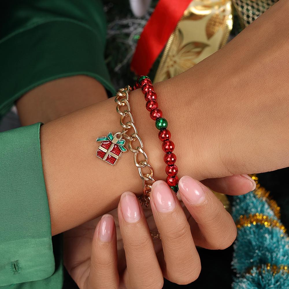 Cross-border European & American Christmas Gift Box: Beaded Bracelet Set with Santa Claus & Christmas Tree Charms
Cross-border European & American Christmas Gift Box: Beaded Bracelet Set with Santa Claus & Christmas Tree Charms