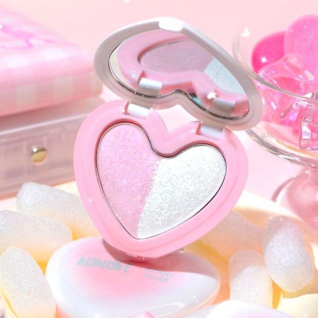 GOGO TALES - Soft Focus Baking Highlight - 3 Colors G03 - 6g
GOGO TALES - Soft Focus Baking Highlight - 3 Colors G03 - 6g