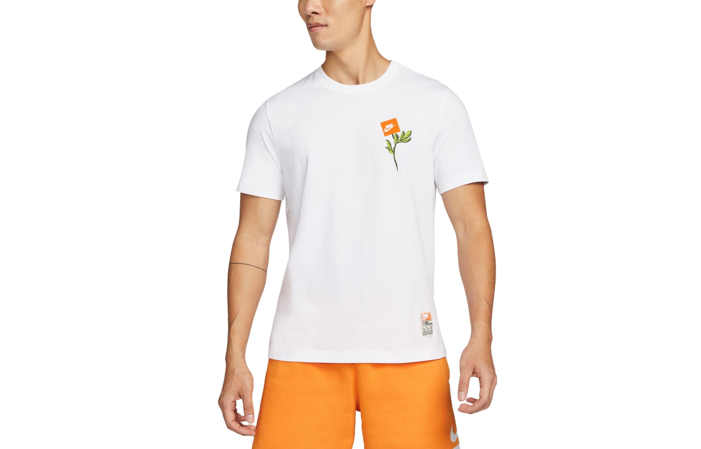 Nike Sports Wear Mens Grow Tee Mens Style WHITE DQ1030-100 S
Nike Sports Wear Mens Grow Tee Mens Style WHITE DQ1030-100 S