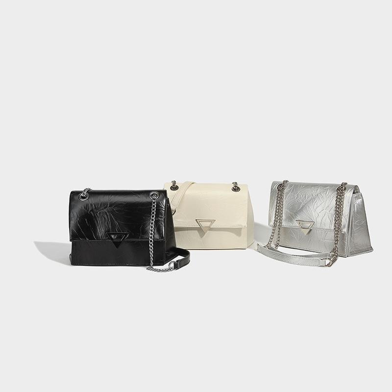 Chain bag 2024 new bag women s bag large capacity high sense casual versatile messenger bag shoulder bag tide чёрный
Chain bag 2024 new bag women s bag large capacity high sense casual versatile messenger bag shoulder bag tide чёрный
