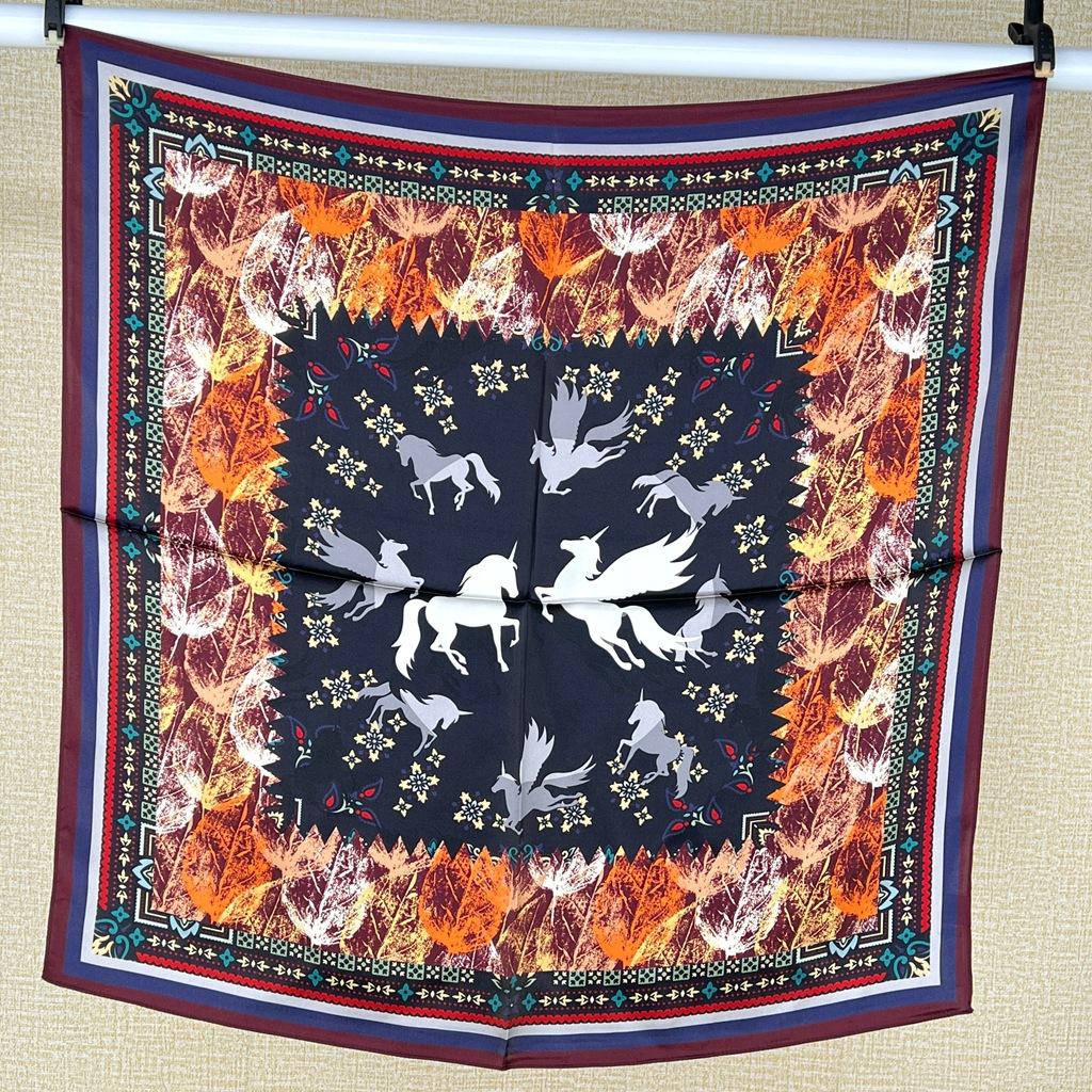 Шелковый шелковый шарф Этнический стиль Пегас Весна и осень Тутовый шелк 70 Квадратный шарф Универсальный Тонкий шарф 68X68
Шелковый шелковый шарф Этнический стиль Пегас Весна и осень Тутовый шелк 70 Квадратный шарф Универсальный Тонкий шарф 68X68