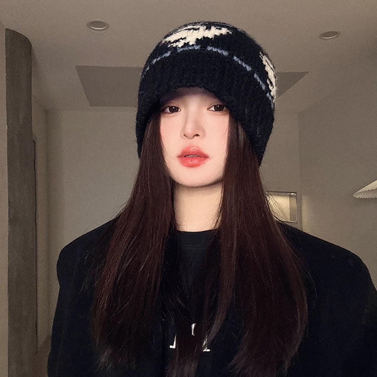 Vintage Jacquard Wool Knitting Hat for Women Autumn Winter Warm Versatile Fisherman Cap Korean Ear Protection Basin Hats чёрный
Vintage Jacquard Wool Knitting Hat for Women Autumn Winter Warm Versatile Fisherman Cap Korean Ear Protection Basin Hats чёрный
