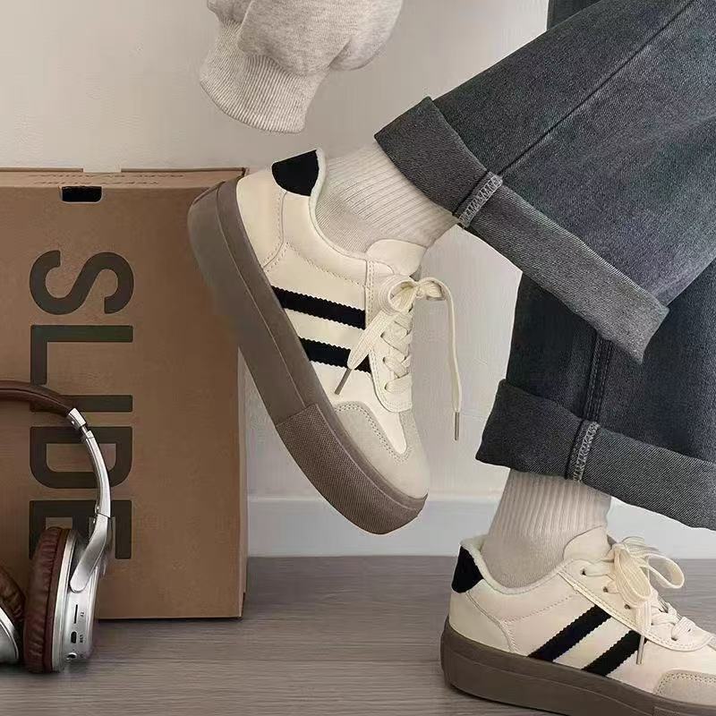 Versatile German training shoes women s shoes popular spring and summer platform white shoes trendy casual sports board shoes retro Forrest Gump shoes 40 білий
Versatile German training shoes women s shoes popular spring and summer platform white shoes trendy casual sports board shoes retro Forrest Gump shoes 40 білий