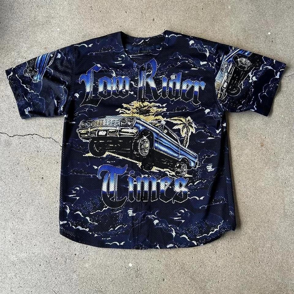 Y2K Lowrider уличная одежда с принтом по всей поверхности, на пуговицах, джерси, размер 2XL S
Y2K Lowrider уличная одежда с принтом по всей поверхности, на пуговицах, джерси, размер 2XL S