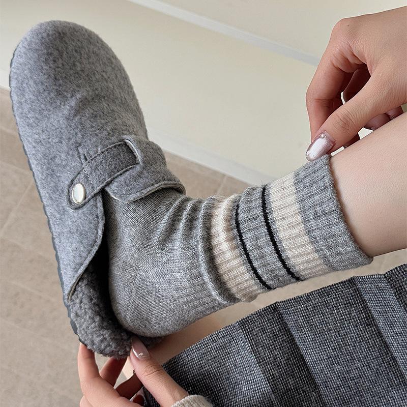 Maillard Wool Socks And Socks Color-Blocking Socks Are Thickened And Warm, And Wear High Socks Outside One size fits all світло-сірий колір
Maillard Wool Socks And Socks Color-Blocking Socks Are Thickened And Warm, And Wear High Socks Outside One size fits all світло-сірий колір