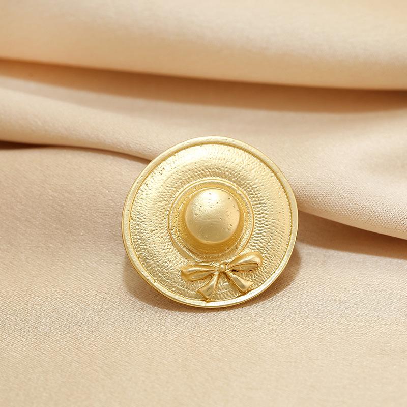 2025 new retro metal style gift hat brooch women s niche design high-end pin collar pin anti-light buckle
2025 new retro metal style gift hat brooch women s niche design high-end pin collar pin anti-light buckle