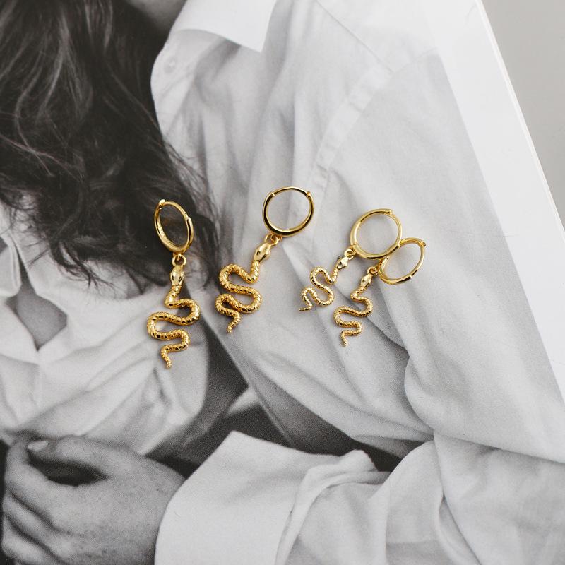 S925 Sterling Silver Snake Design Ear Cuffs for Women - European & American Fashion Dangle Earrings 925 Silver
S925 Sterling Silver Snake Design Ear Cuffs for Women - European & American Fashion Dangle Earrings 925 Silver