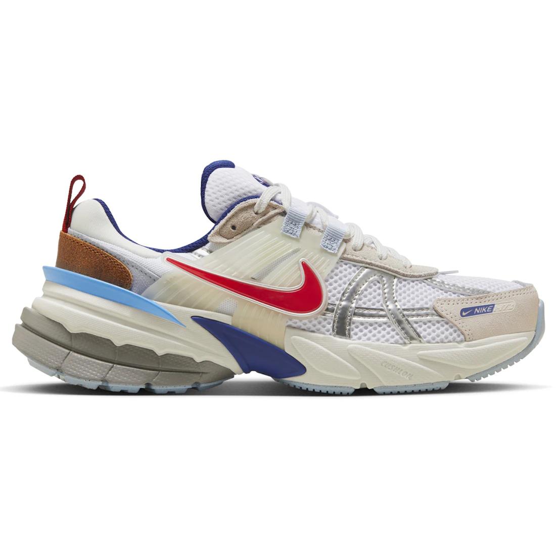 Sneaker Nike V2K Run Metallic Silver Gym Red University Blue (Women s)(HF5724-061) 36.5
Sneaker Nike V2K Run Metallic Silver Gym Red University Blue (Women s)(HF5724-061) 36.5