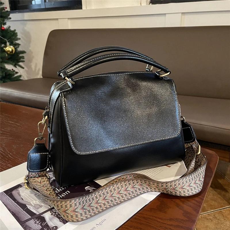 Сумка-тоут из натуральной кожи, маленькая, через плечо, для женщин, трендовый дизайнер, короткая ручка, женские сумки
Сумка-тоут из натуральной кожи, маленькая, через плечо, для женщин, трендовый дизайнер, короткая ручка, женские сумки