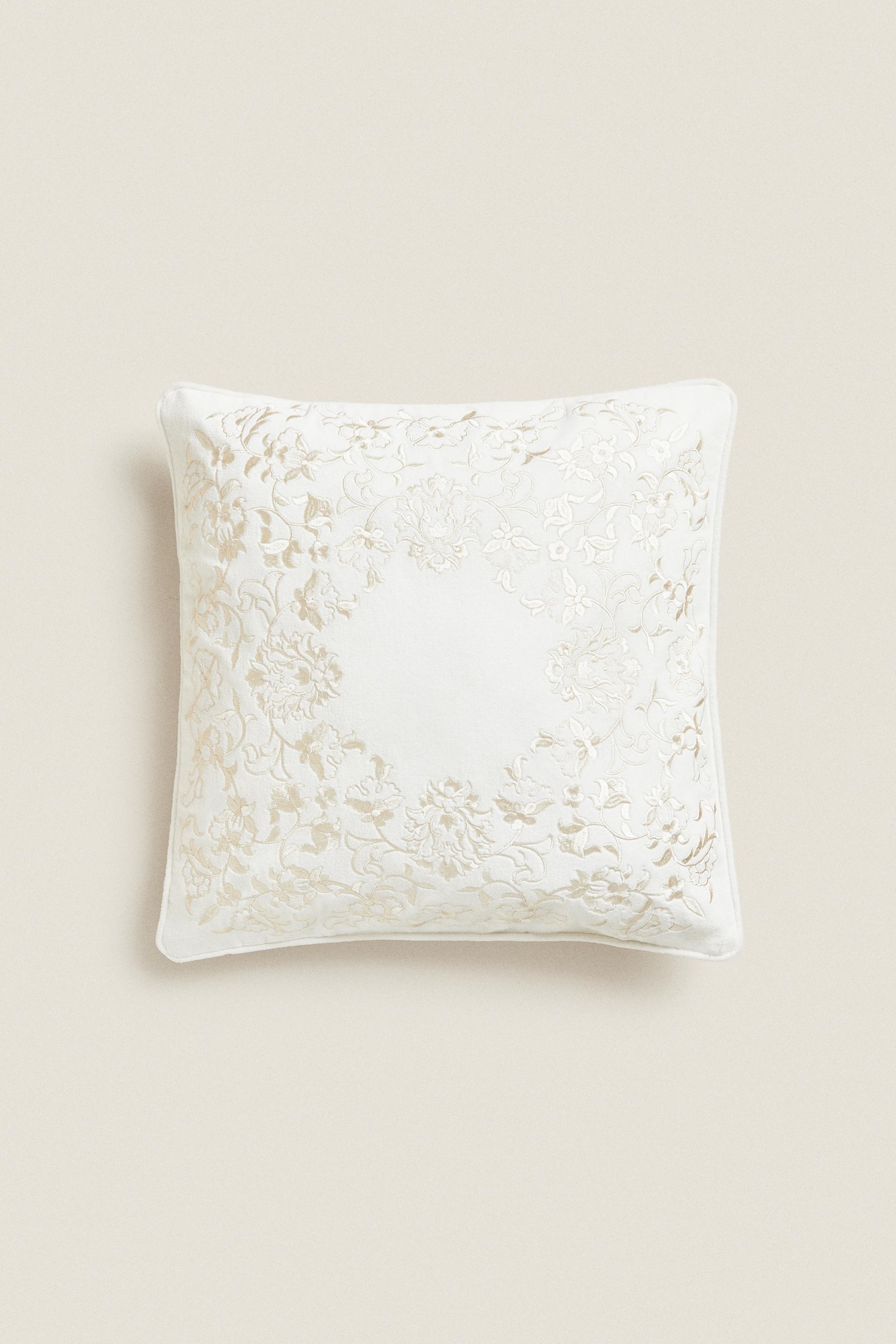 ЧЕХОЛ НА ПОДУШКУ С КАЙМОЙ
ЧЕХОЛ НА ПОДУШКУ С КАЙМОЙ