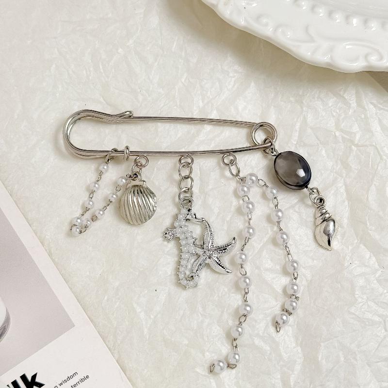 Creative Butterfly Cross Double Chain Brooch For Women Men Suit Decoration Tassel Chain Pin Clothing Accessories
Creative Butterfly Cross Double Chain Brooch For Women Men Suit Decoration Tassel Chain Pin Clothing Accessories