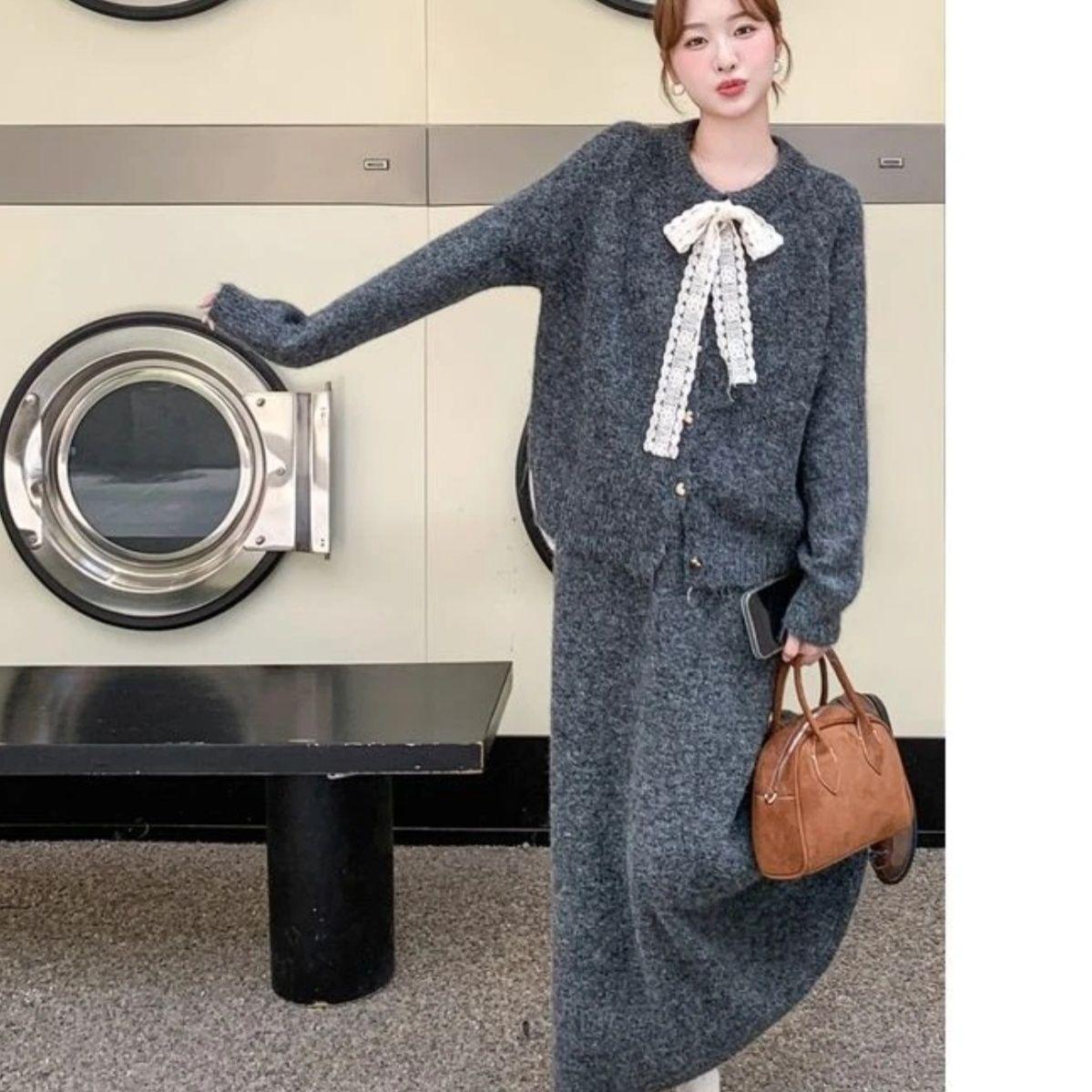 Korean Style Grey Lace Tie-Up Knit Cardigan & Skirt Set - 2025 Autumn Two-Piece Slimming Outfit M
Korean Style Grey Lace Tie-Up Knit Cardigan & Skirt Set - 2025 Autumn Two-Piece Slimming Outfit M
