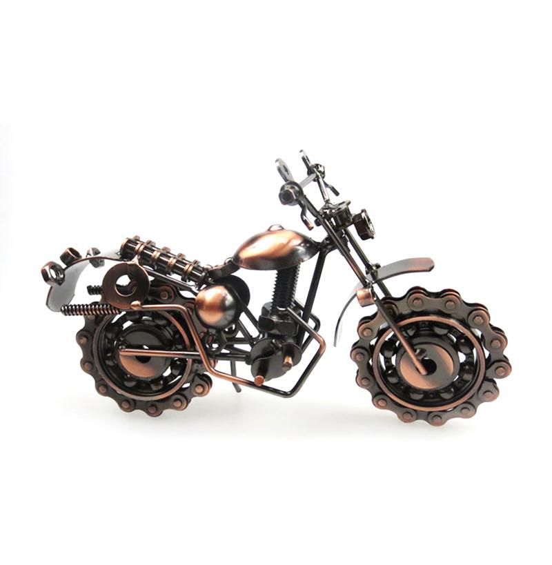 21cm Motorcycle Model Retro Motor Bronze Handmade Motor Metal Decoration Prop Vintage Home Decor Kid Toy Figurine Iron Boy Gift бронзовий
21cm Motorcycle Model Retro Motor Bronze Handmade Motor Metal Decoration Prop Vintage Home Decor Kid Toy Figurine Iron Boy Gift бронзовий