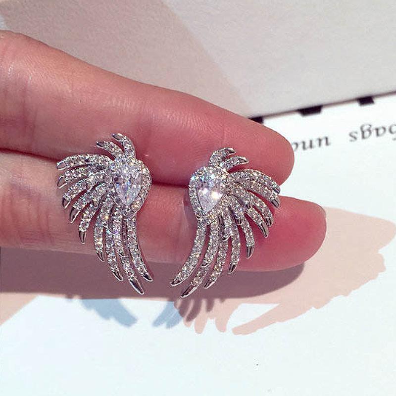 CAOSHI Delicate Wings Stud Earrings for Women Brilliant Zirconia Zircon for Engagement Ceremony Graceful Party Accessories Gift
CAOSHI Delicate Wings Stud Earrings for Women Brilliant Zirconia Zircon for Engagement Ceremony Graceful Party Accessories Gift
