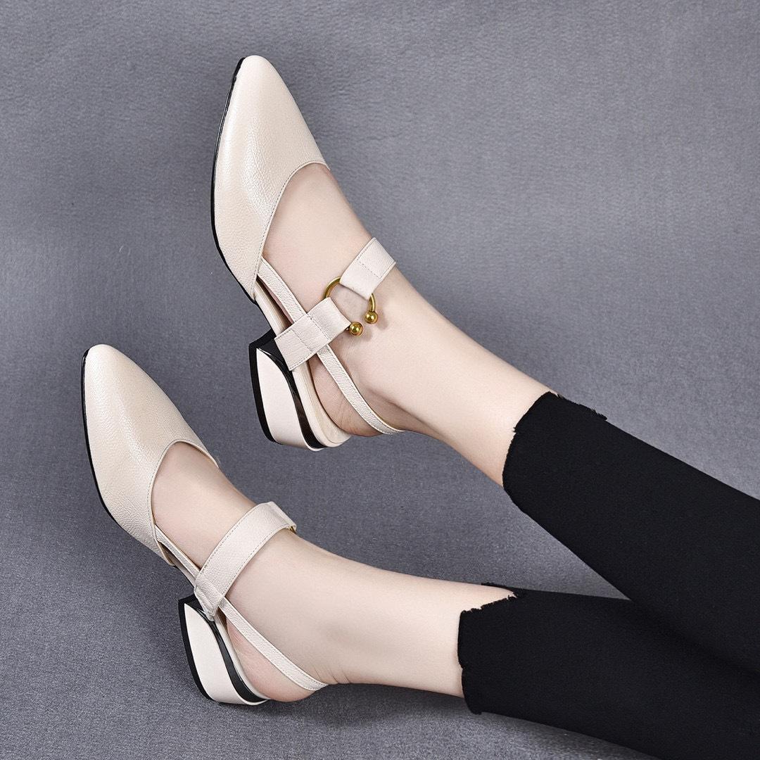 Pointed flat-soled sandals women s 2024 summer new first-layer cowhide bag head rear empty fashion shoes temperament low-heeled women s shoes 40 бежевий
Pointed flat-soled sandals women s 2024 summer new first-layer cowhide bag head rear empty fashion shoes temperament low-heeled women s shoes 40 бежевий