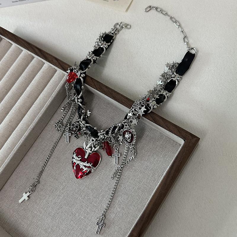 Tooxika Новое Нишевое Уникальное Ожерелье с Многоэлементным Кардинальным Сердцем, Крестом и Кисточкой, Темный Ветер, Острое Ожерелье-Цепочка на Ключицу для Девушки