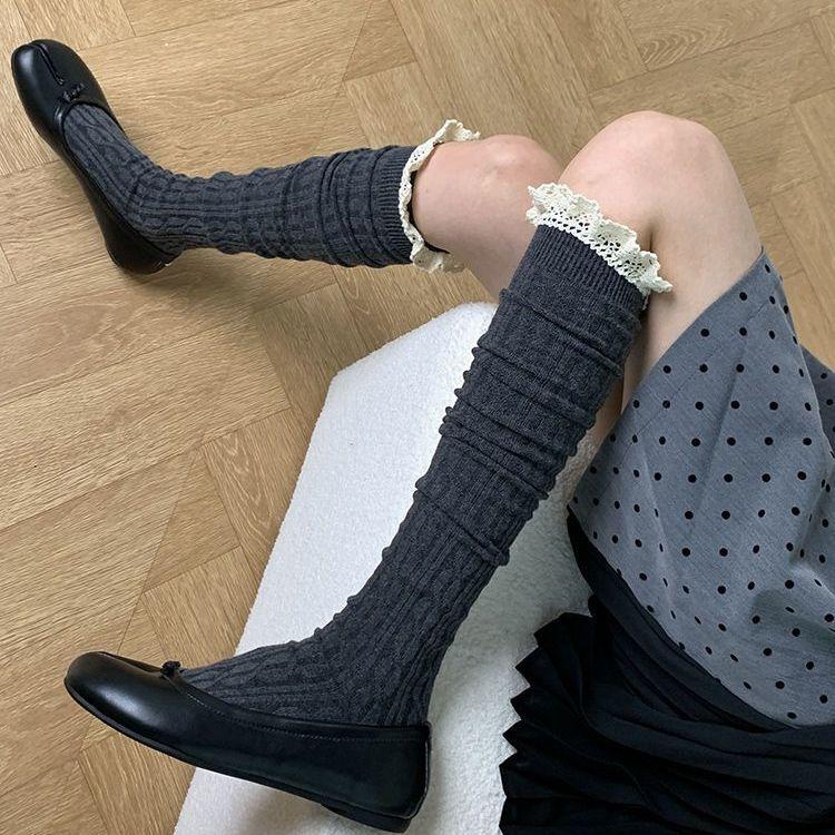 Spring-Summer Twisted Vertical Stripe Slouch Socks | Cotton Lace Ruffle Calf Socks - Slimming Gray Over-The-Knee High-Knee Socks
Spring-Summer Twisted Vertical Stripe Slouch Socks | Cotton Lace Ruffle Calf Socks - Slimming Gray Over-The-Knee High-Knee Socks