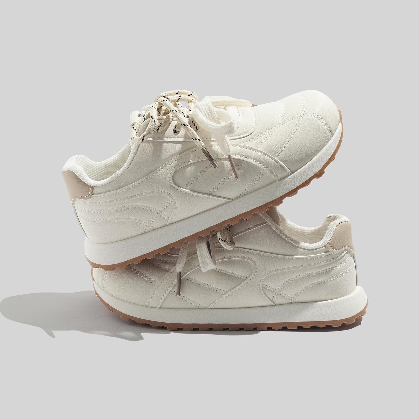 Belle platform retro Forrest Gump shoes 22 years old autumn new super soft color matching shoes B2 40
Belle platform retro Forrest Gump shoes 22 years old autumn new super soft color matching shoes B2 40