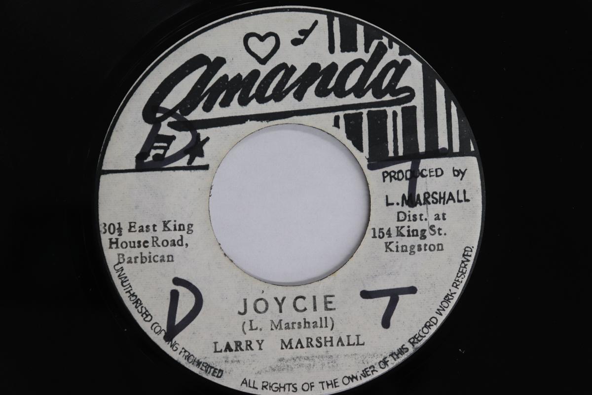 7inch Record LARRY MARSHALL - I am Serious NONE AMANDA 1976 Jamaica Reggae, Ska & Dub Used
7inch Record LARRY MARSHALL - I am Serious NONE AMANDA 1976 Jamaica Reggae, Ska & Dub Used
