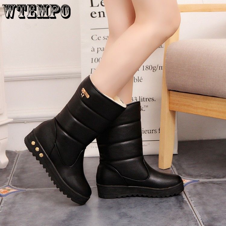 Women s Snow Boots Winter Soft Leather New Thick Soled Midsole Cotton Boots Anti Slip Flat Heel Waterproof Leather Surface Thickened 41
Women s Snow Boots Winter Soft Leather New Thick Soled Midsole Cotton Boots Anti Slip Flat Heel Waterproof Leather Surface Thickened 41