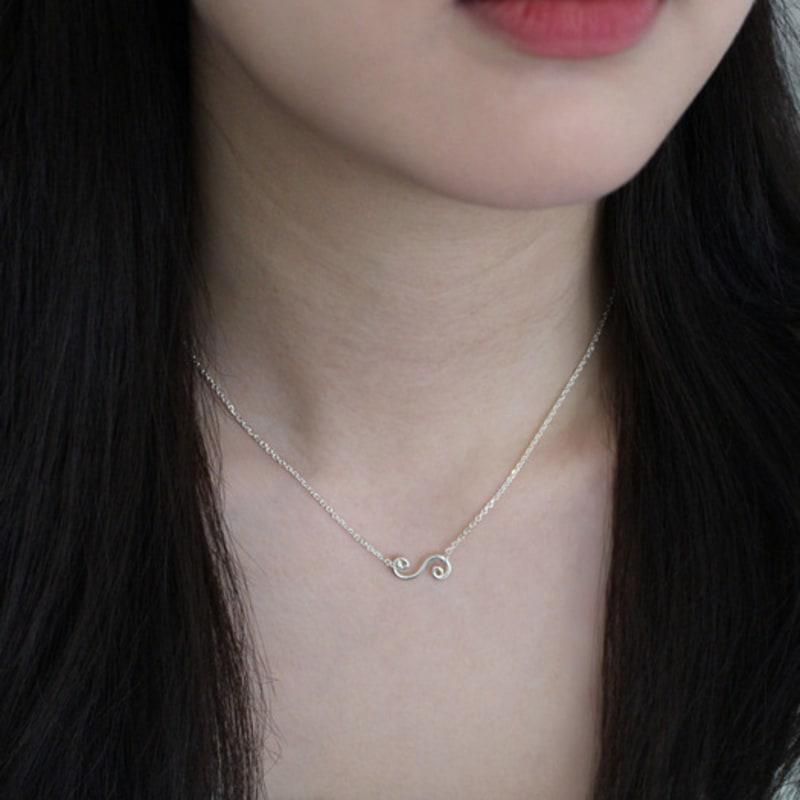 надзвичайно затишне намисто Кучерявий морський коник 35cm
надзвичайно затишне намисто Кучерявий морський коник 35cm