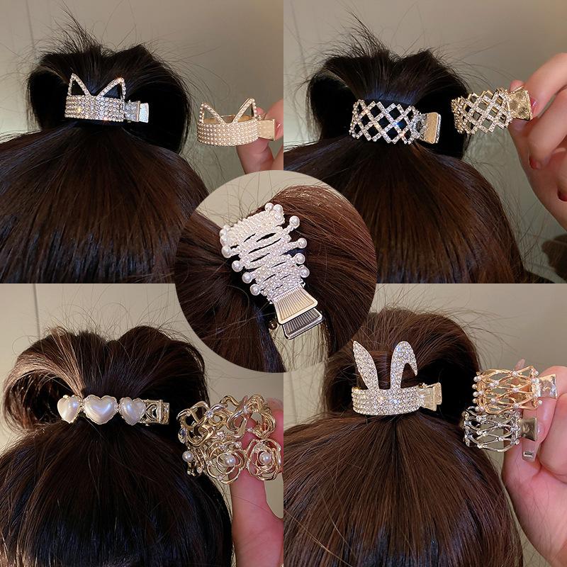 Fashion Zircon Pearl Metal Hair Claw High Ponytail Holder for Women Girls New Trendy Korea Luxury Hair Clip Accessories
Fashion Zircon Pearl Metal Hair Claw High Ponytail Holder for Women Girls New Trendy Korea Luxury Hair Clip Accessories
