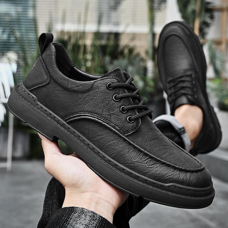 Spring and Autumn new foreign trade outdoor retro business men s leather shoes casual low-top lace-up youth Martin boots must be 38
Spring and Autumn new foreign trade outdoor retro business men s leather shoes casual low-top lace-up youth Martin boots must be 38