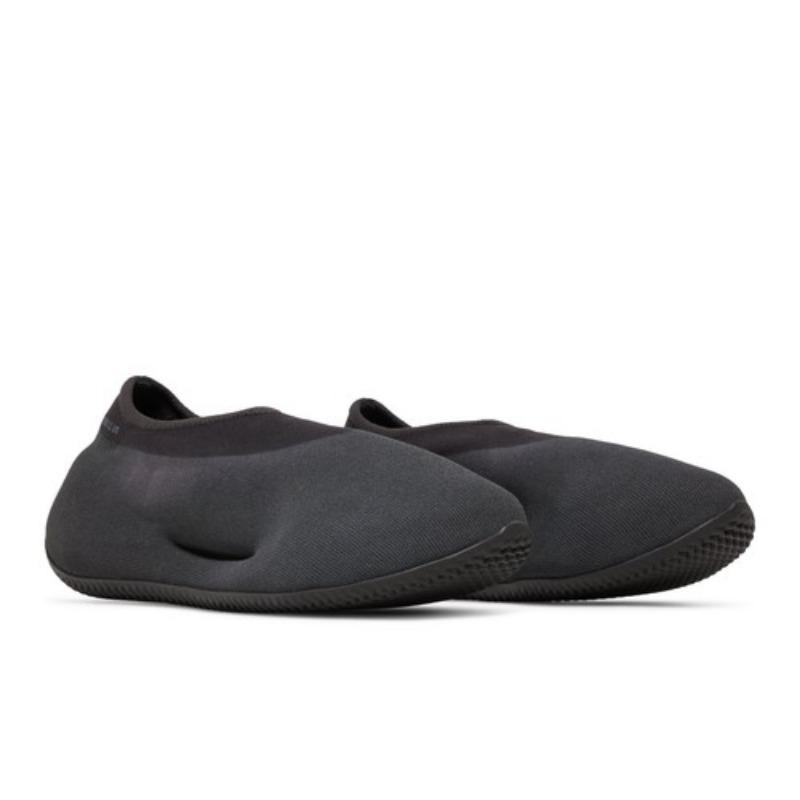 adidas Yeezy Knit Runner Fade Onyx IE1663 EU 36.5
adidas Yeezy Knit Runner Fade Onyx IE1663 EU 36.5