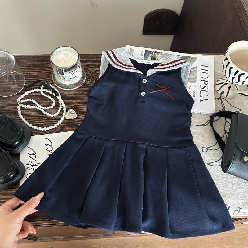 Korean-Style Summer Dress: 2025 New Girls Sleeveless Bow Pleated Skirt 100 cm темно-синього кольору
Korean-Style Summer Dress: 2025 New Girls Sleeveless Bow Pleated Skirt 100 cm темно-синього кольору