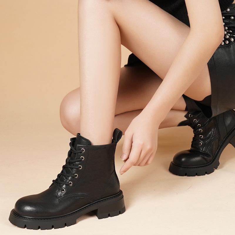 Handmade all kinds of new autumn and winter Martin boots fashionable leather women s boots versatile temperament light luxury women s shoes 39 темно-коричневого кольору
Handmade all kinds of new autumn and winter Martin boots fashionable leather women s boots versatile temperament light luxury women s shoes 39 темно-коричневого кольору
