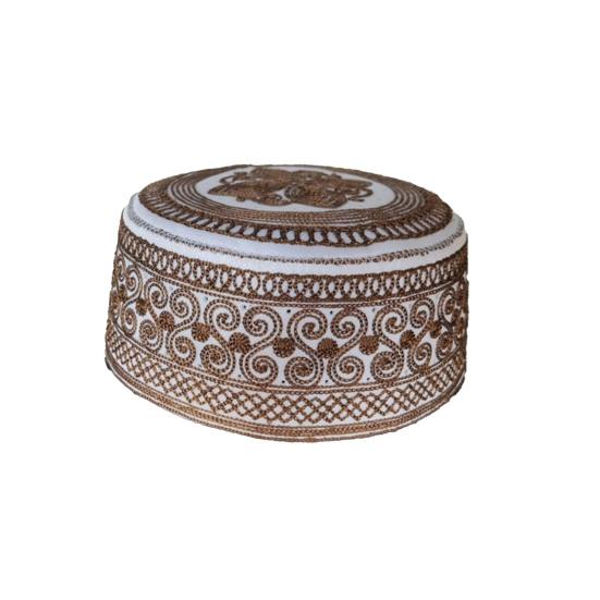 Men Hat Vintage Ethnic Flat Top Round Embroidery Head Decoration Firm Stitching Turkish Jewish Holiday Wear Cap Headwear S темно-коричневого кольору
Men Hat Vintage Ethnic Flat Top Round Embroidery Head Decoration Firm Stitching Turkish Jewish Holiday Wear Cap Headwear S темно-коричневого кольору