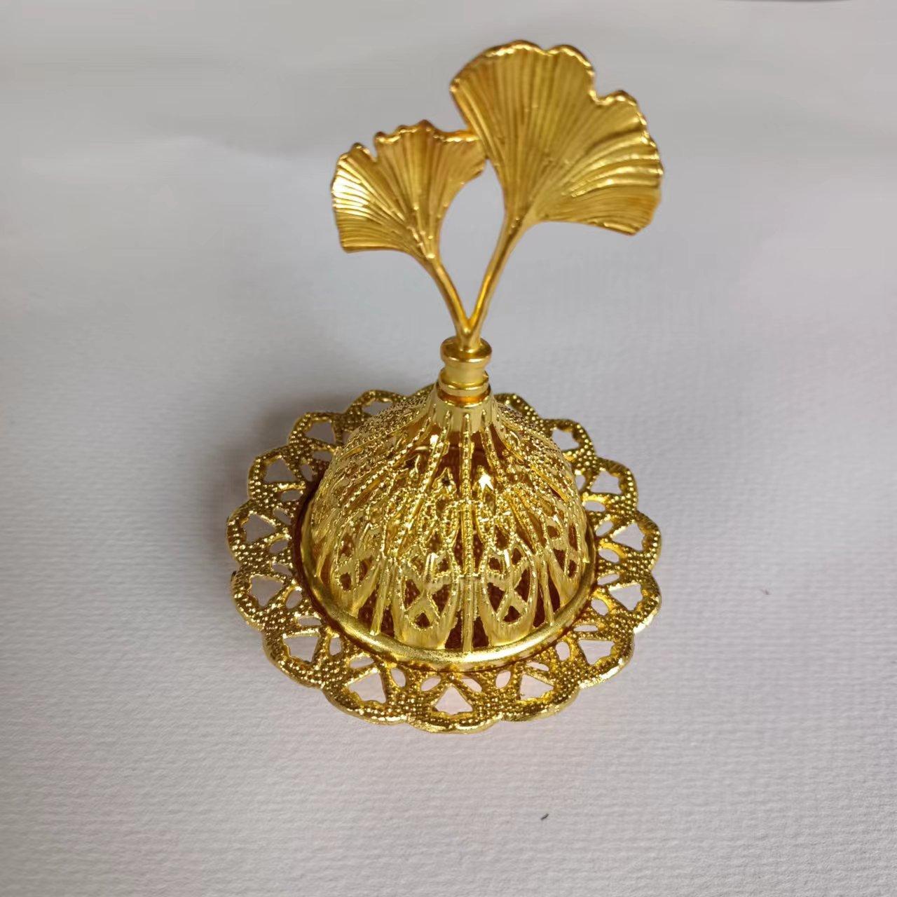 Golden Middle Eastern Arabic Incense Burner with Intricate Hollow-Out Design — Metal Aromatherapy Incense Burner for Cone Incens
Golden Middle Eastern Arabic Incense Burner with Intricate Hollow-Out Design — Metal Aromatherapy Incense Burner for Cone Incens