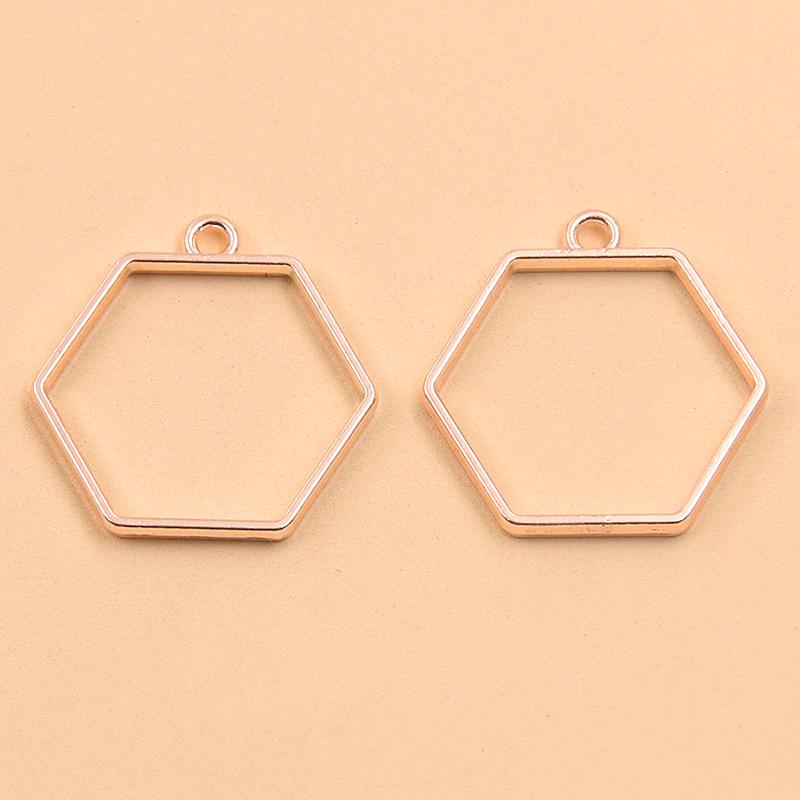 Rose Gold Alloy Jewelry Pendants: 17 Styles – Moon, Round, Heart Charms with Hollow Frame and Drip Glue 1 piece Rose Gold
Rose Gold Alloy Jewelry Pendants: 17 Styles – Moon, Round, Heart Charms with Hollow Frame and Drip Glue 1 piece Rose Gold