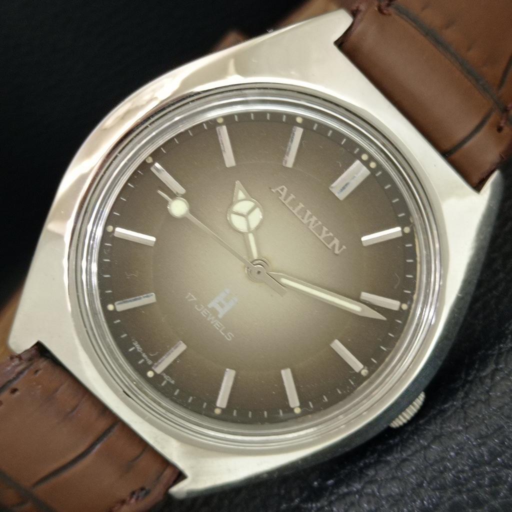 ALLWYN 6300A HAND-WINDING VINTAGE INDIA MENS ORIGINAL DIAL WATCH a706220-1
ALLWYN 6300A HAND-WINDING VINTAGE INDIA MENS ORIGINAL DIAL WATCH a706220-1