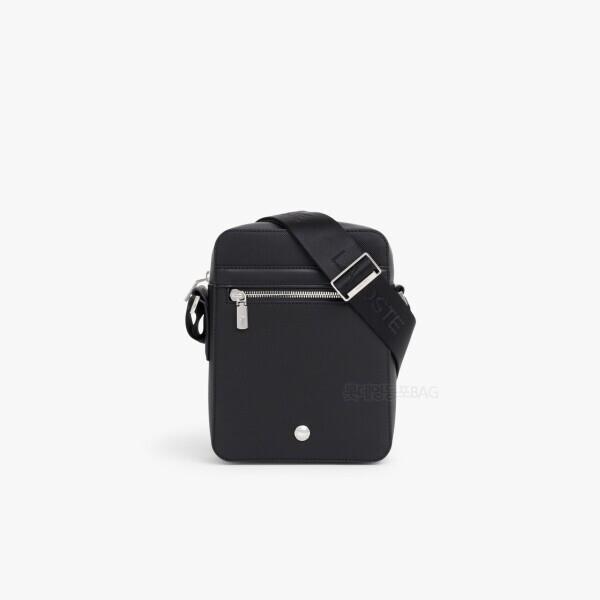 Lacoste Rangon Vertical Camera Bag 26ss
Lacoste Rangon Vertical Camera Bag 26ss