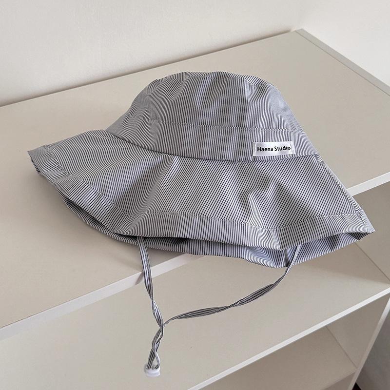 Summer outing striped lace-up face small fisherman hat children 2026 new large brim sun protection shading mountaineering hat One size fits all
Summer outing striped lace-up face small fisherman hat children 2026 new large brim sun protection shading mountaineering hat One size fits all