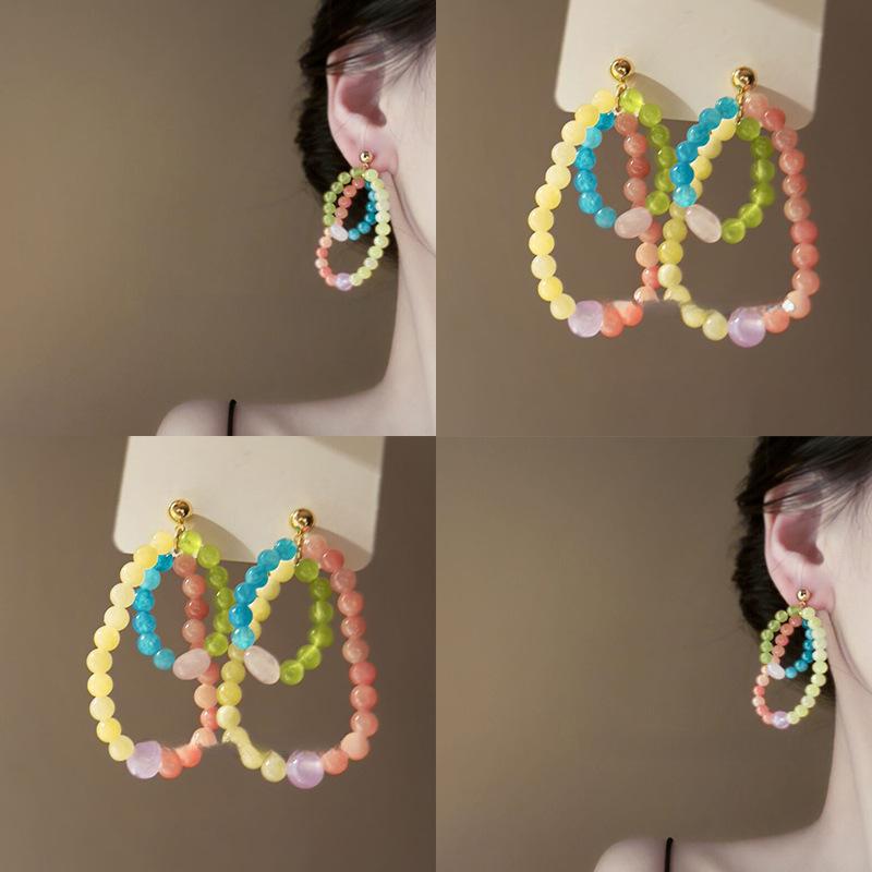 Color matching colored stone beaded circle earrings fashionable versatile dopamine stud earrings exquisite temperament high-end earrings
Color matching colored stone beaded circle earrings fashionable versatile dopamine stud earrings exquisite temperament high-end earrings
