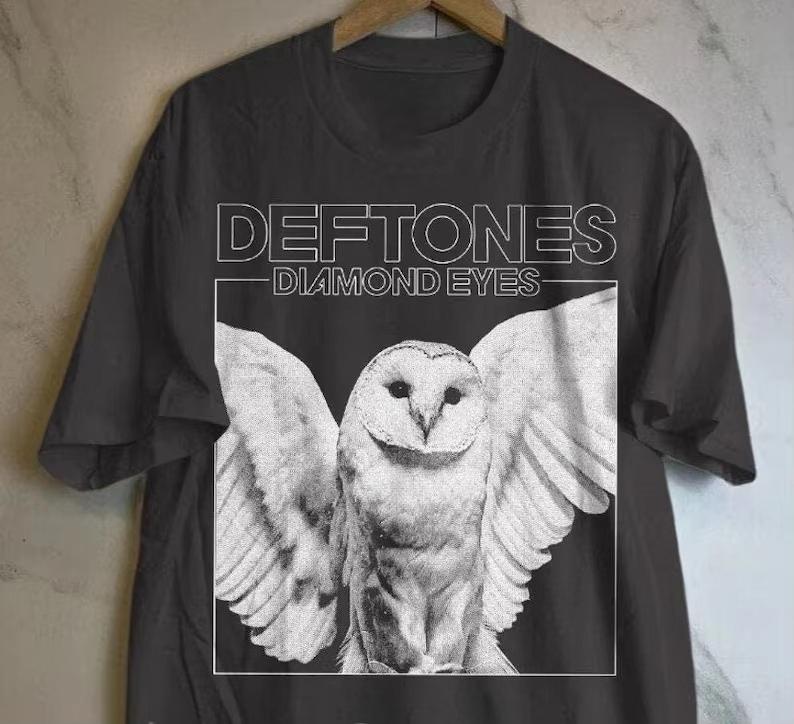 The Diamond Eye Band Tshirt for The Devtoni Band Tour Is of High Quality Fashionable Comfortable and Versatile 4XL
The Diamond Eye Band Tshirt for The Devtoni Band Tour Is of High Quality Fashionable Comfortable and Versatile 4XL