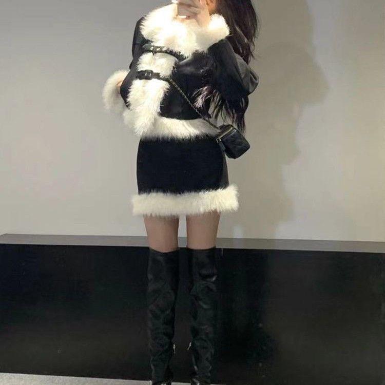 Two-Piece Coffee Suede Set: Fur Collar Jacket & Midi Skirt for Women XL 60-65 kg
Two-Piece Coffee Suede Set: Fur Collar Jacket & Midi Skirt for Women XL 60-65 kg