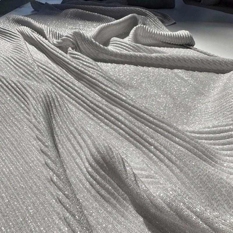 41 цвет Жатый мусульманский хиджаб для женщин Плиссированная шаль с блестящей золотой и серебряной нитью Роскошный однотонный головной платок Свадебный хиджаб для вечеринки 70x190cm
41 цвет Жатый мусульманский хиджаб для женщин Плиссированная шаль с блестящей золотой и серебряной нитью Роскошный однотонный головной платок Свадебный хиджаб для вечеринки 70x190cm